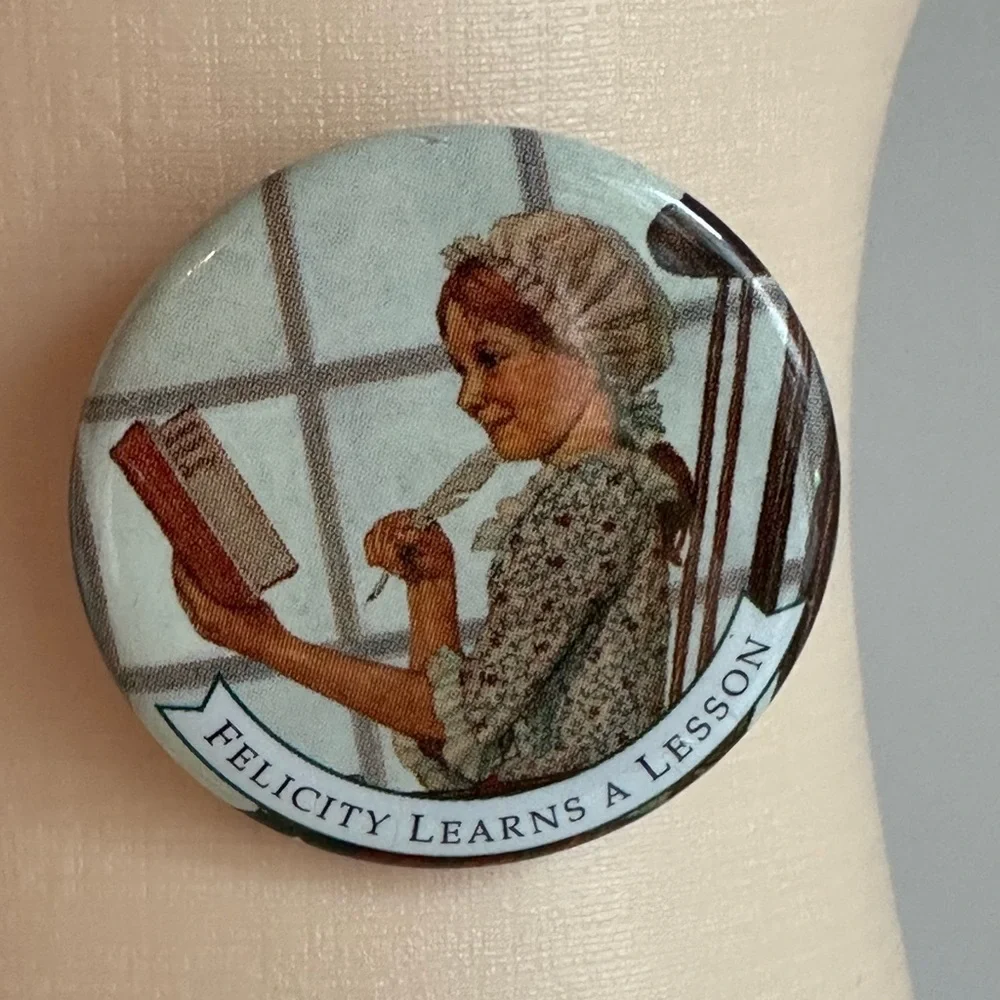 Vintage American Girl 5 Collector‎ Pins